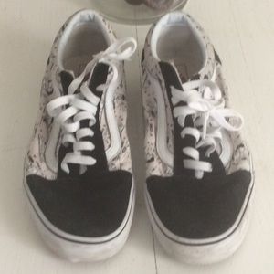 Vans x peanuts shoes size Mens 8.5 or women’s 10